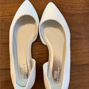 Women's White Flats